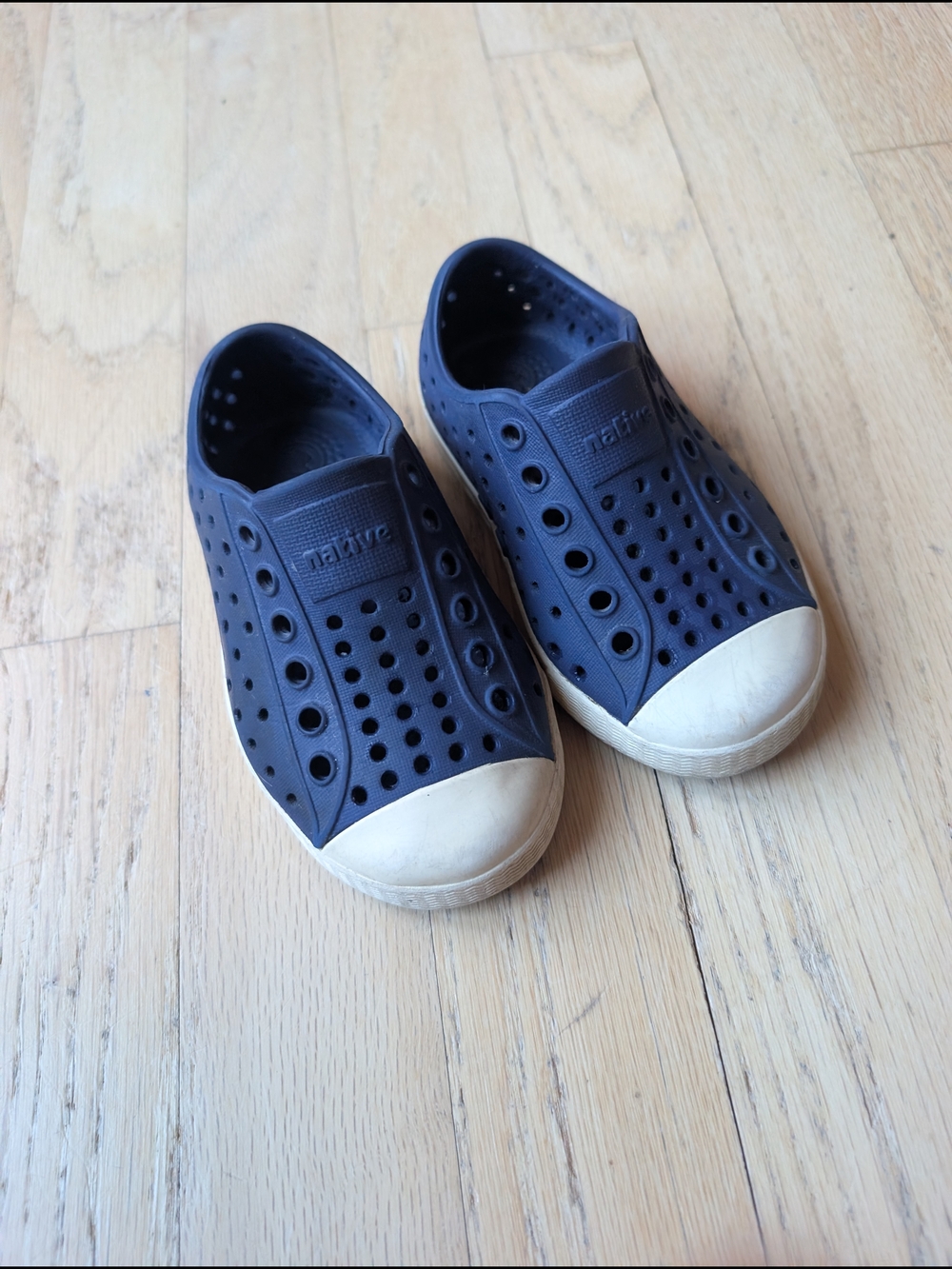 Native Jefferson Slip-On Kids Shoes in Navy with White Toe